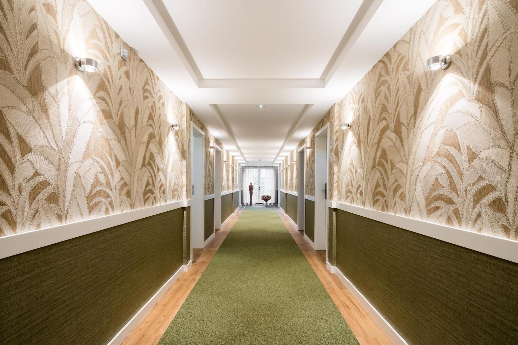 Parkhotel Gueldene Berge Weißenfels Esterno foto