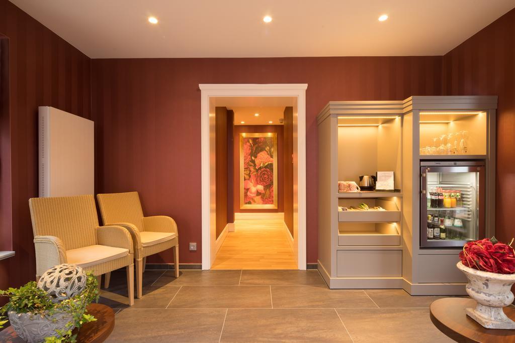 Parkhotel Gueldene Berge Weißenfels Esterno foto